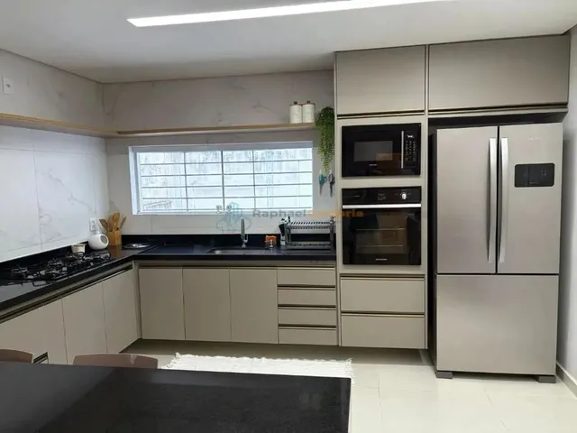 Imagem 12: Casa Espetacular, com 4 Quartos e 3 Suítes, no Bairro de Afogados