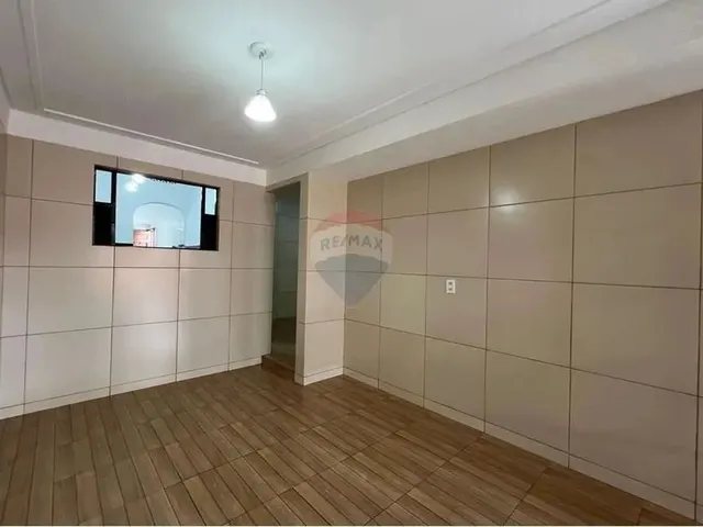 Imagem 10: Casa com 4 Quartos À Venda no Catolé