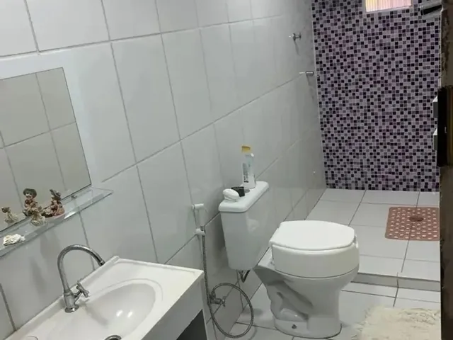 Imagem 6: Casa À Venda | 6 Quartos | Reformada | Perto da Avenida