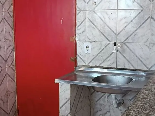 Imagem 3: Alugo Apartamento com 2 Quartos
