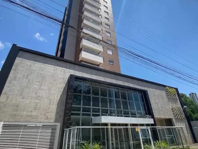 Imagem: O apartamento possui 2 Dormitórios, 1 Suíte, 2 Banheiros,