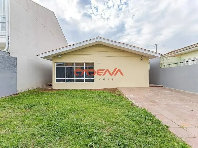 Imagem: Casa com 3 Quartos e 2 Vagas para Aluguel