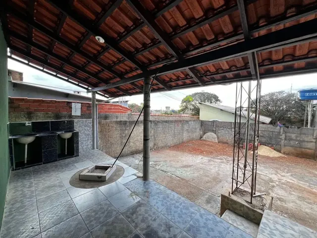 Imagem 12: Casa com 3 Quartos e Quintal Amplo no Bairro Jaiara