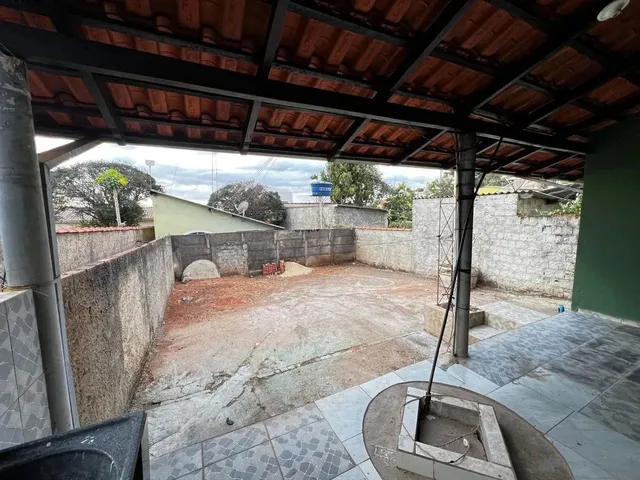 Imagem 10: Casa com 3 Quartos e Quintal Amplo no Bairro Jaiara