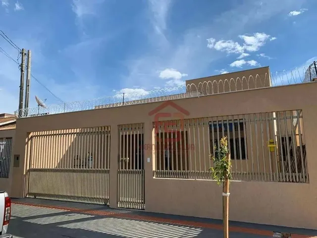 Imagem 1: Casa com 3 Dormitórios para Alugar, 130 M² por R$ 2.600,01/Mês - Conjunto Habitacional