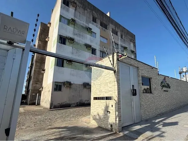 Imagem: O apartamento possui 3 Dormitórios, 2 Banheiros, 1 Vaga na