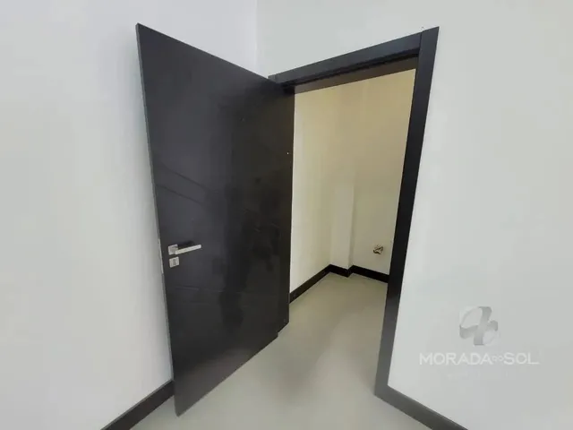 Imagem 3: Sala Comercial em Meia Praia - Itapema