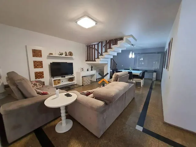 Imagem 10: Sobrado com 4 Dormitórios À Venda, 269 M² por R$ 790.000,00 - Conjunto Residencial