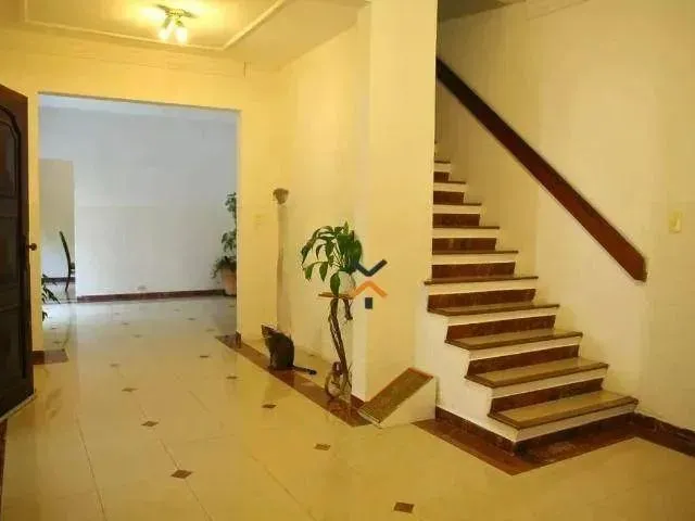Imagem: Sobrado com 4 Dormitórios, 243 M² - Venda