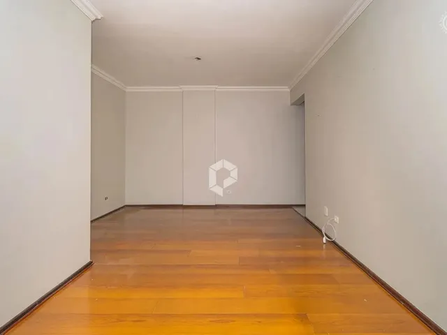 Imagem 2: Batel: Clássico com Potencial de Valorização!