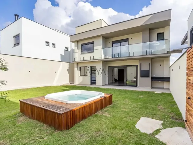 Imagem: Casa em Condomínio À Venda em santa Felicidade