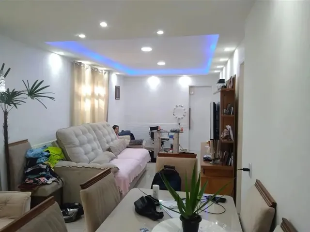 Imagem: Casa com 4 Quartos (2 Suítes) À Venda