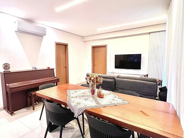 Imagem: Apartamento Semimobiliado de Três Suítes