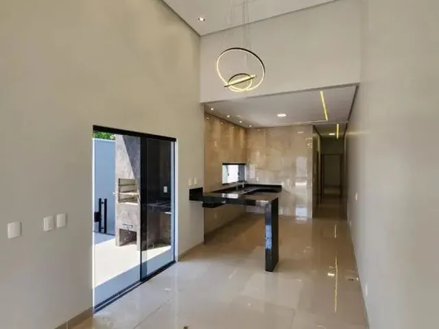 Imagem 2: Vende-Se Casa de 3 Suítes com Piscina