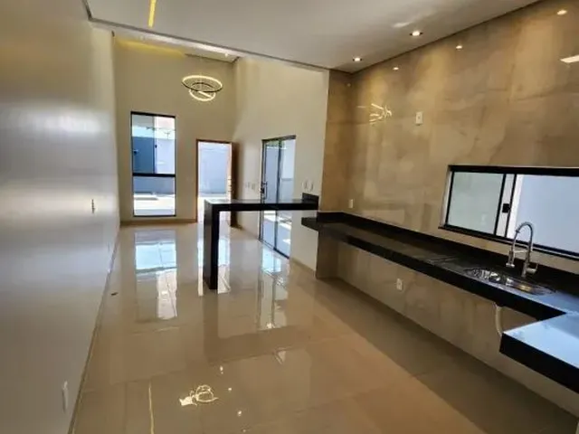 Imagem 8: Vende-Se Casa de 3 Suítes com Piscina