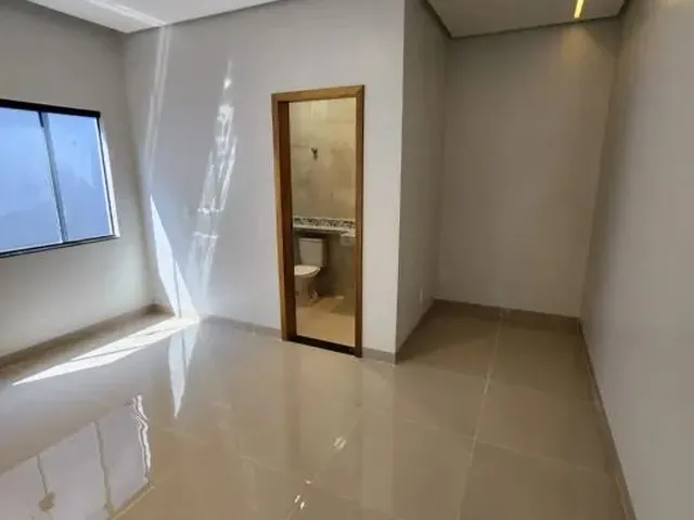Imagem 5: Vende-Se Casa de 3 Suítes com Piscina