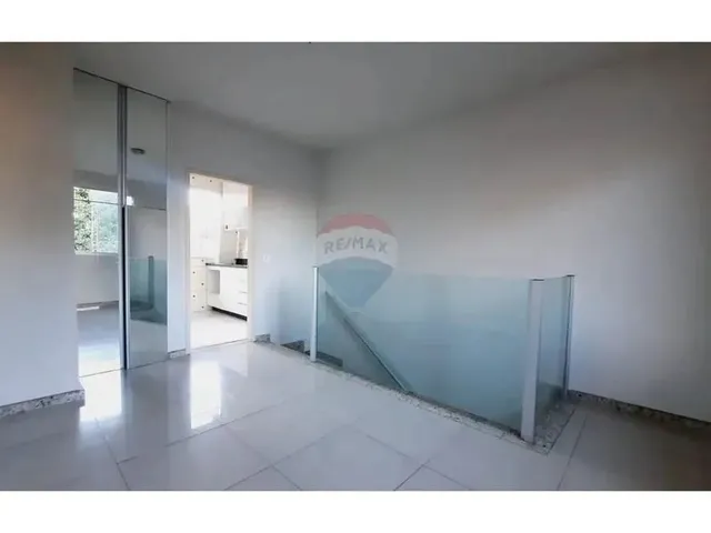 Imagem: Casa Geminada com 03 Quartos para Locação