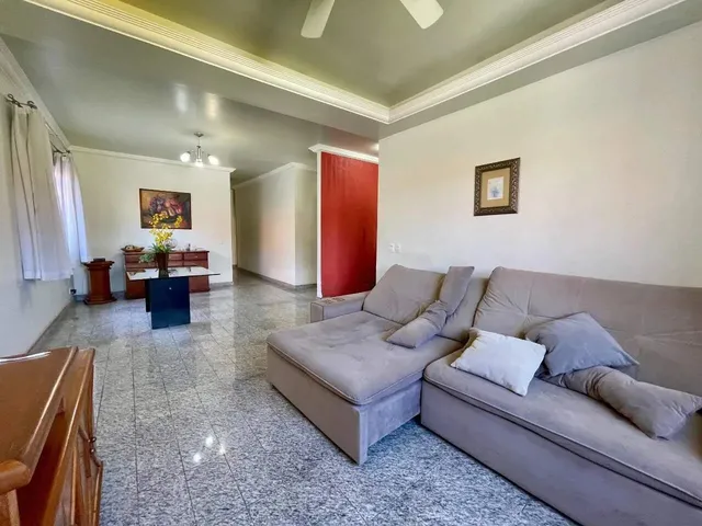 Imagem: Casa para Aluguel, 4 Quartos, 1 Suíte