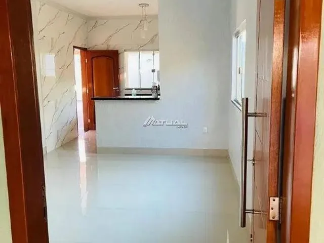 Imagem 10: Casa Nova com 3 Quartos, Suíte e Amplo Quintal