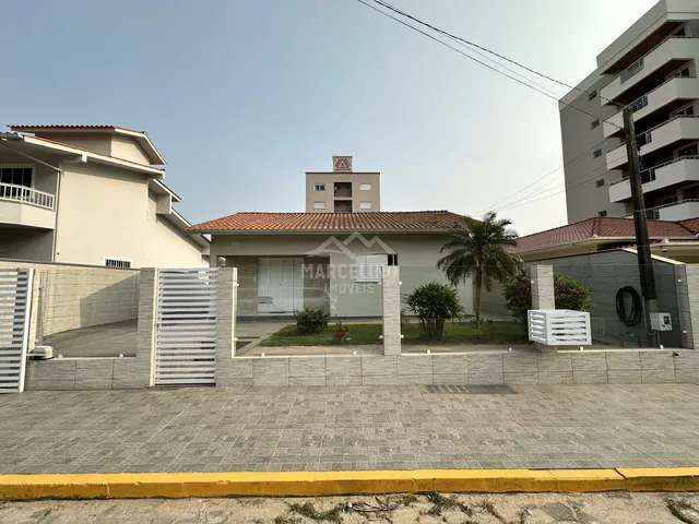 Imagem: Casa à venda no bairro Centro - Imbituba/SC