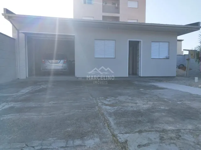 Imagem 2: Casa à venda no bairro Centro - Imbituba/SC