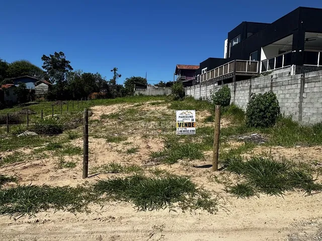 Imagem 4: Terreno no Centrinho da Praia do Rosa ?️