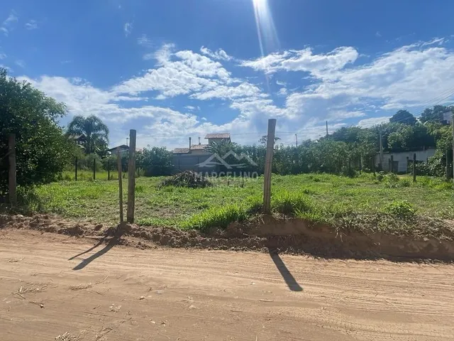 Imagem: Terreno na Praia do Rosa