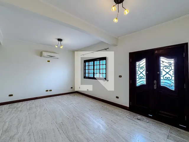 Imagem: Casa À Venda - Belém, 3 Quartos, 222 M2