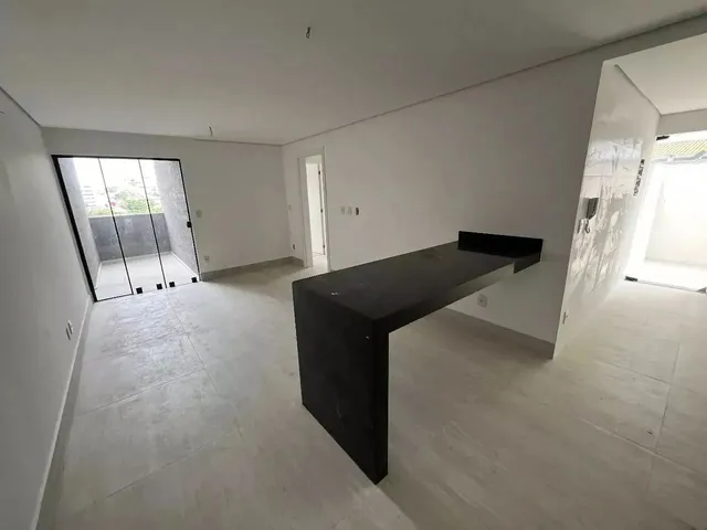 Imagem: O apartamento possui 3 Dormitórios, 1 Suíte, 2 Banheiros,