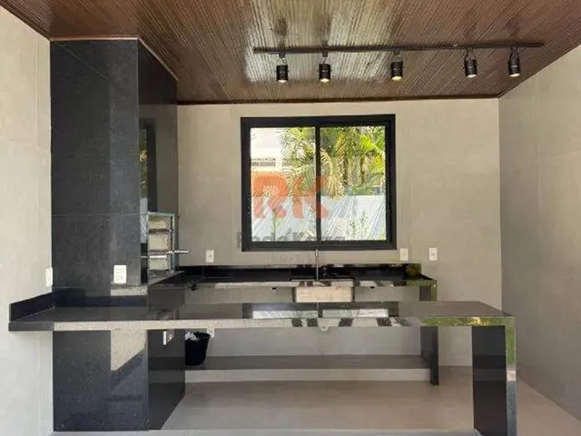 Imagem 8: Casa Disponível para Venda. Área Construída 440M² | Terreno 1.000M² | 4 Quartos