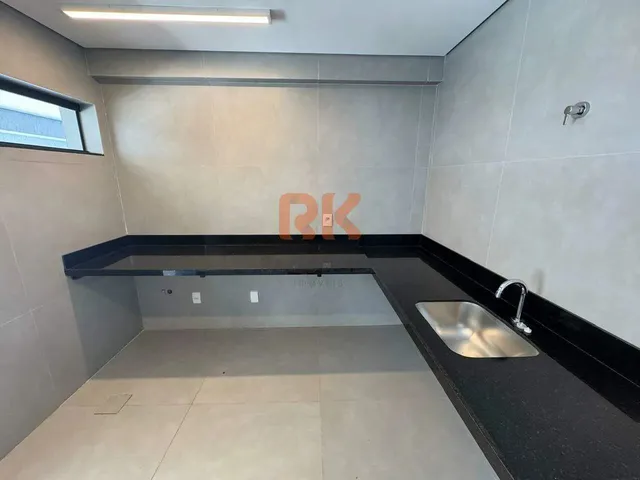 Imagem 10: Casa Disponível para Venda. Área Construída 440M² | Terreno 1.000M² | 4 Quartos