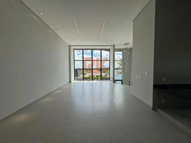 Imagem 11: Casa Disponível para Venda. Área Construída 440M² | Terreno 1.000M² | 4 Quartos