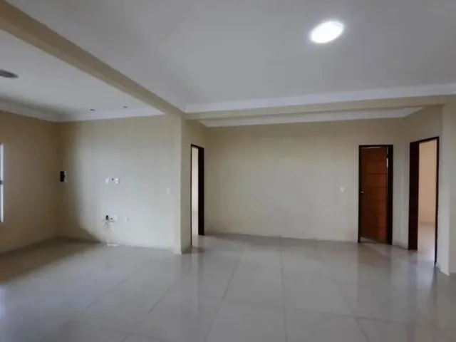 Imagem 4: Julia- Belíssimo Imóvel !