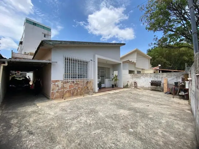 Imagem: Casa / Lote - Jaraguá
