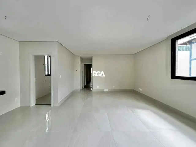 Imagem: Apartamento com 4 Quartos À Venda, 127M²