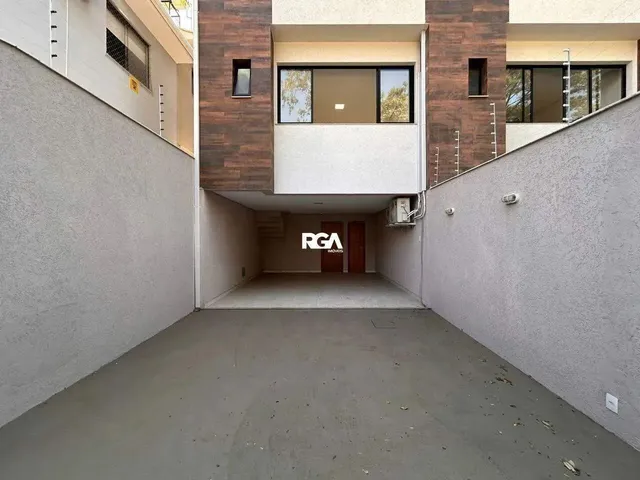 Imagem: Casa com 3 Quartos À Venda, 190M², Itapoã
