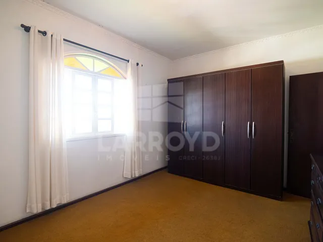 Imagem 5: Casa com 6 dormitórios