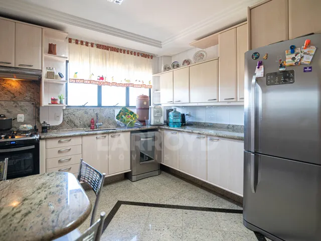 Imagem 3: Apartamento com 5 dormitórios
