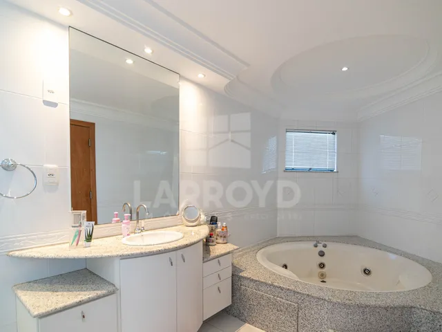 Imagem 4: Apartamento com 5 dormitórios