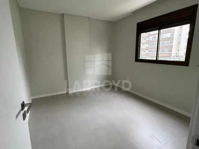 Imagem 3: Apartamento com 4 dormitórios