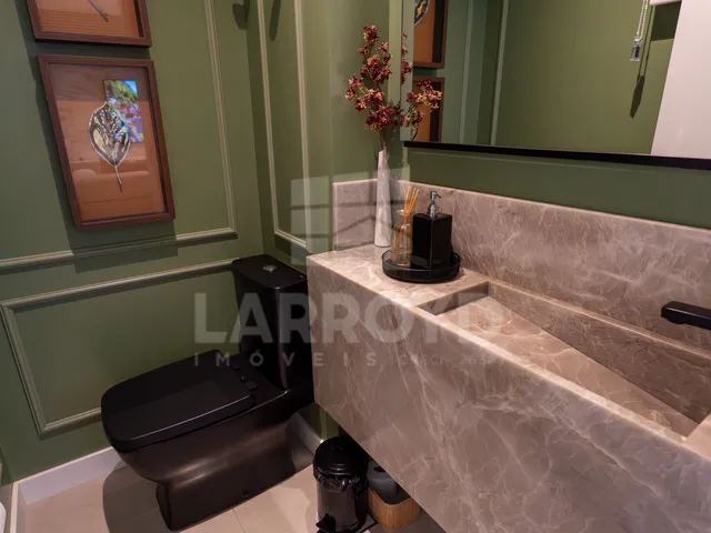 Imagem 2: Apartamento com 4 dormitórios