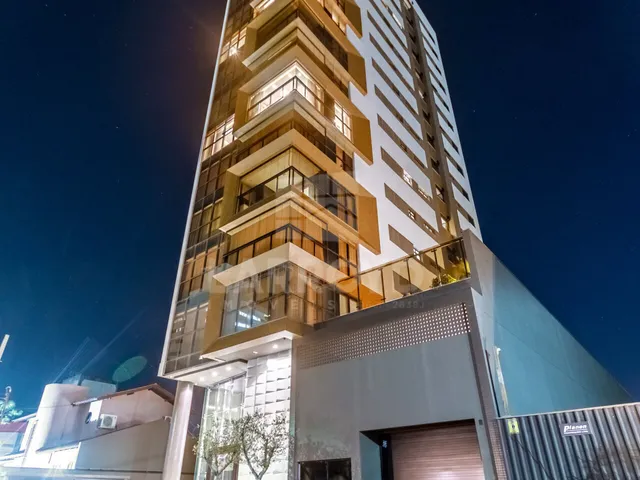 Imagem 2: Apartamento com 4 dormitórios