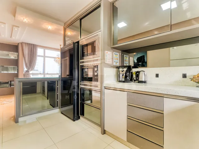 Imagem 3: Apartamento com 4 dormitórios