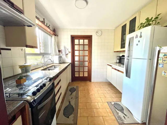 Imagem 16: Apartamento no Batel com 3 Quartos e 2 Vagas de Garagem