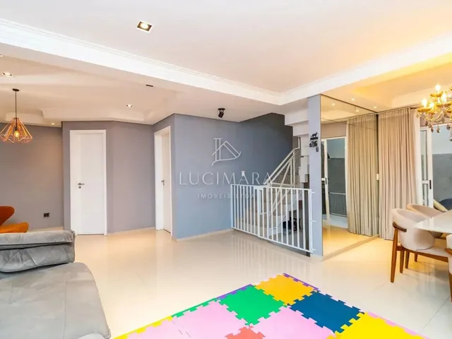 Imagem 11: Casa com 3 Dormitórios À Venda com 239M² por R$ 1.450.000,00 no Bairro Mercês