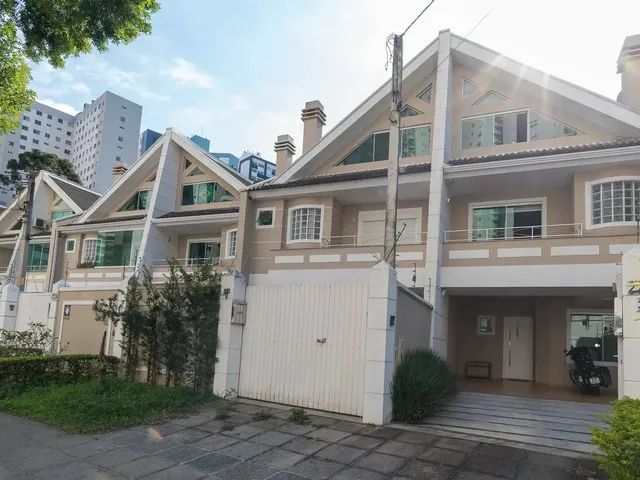 Imagem: Casa para Venda com 297 Metros Quadrados