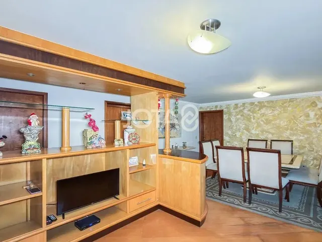 Imagem 5: Apartamento com 3 Quartos no Batel Mobiliado e Andar Alto no Batel! J8 Imóveis
