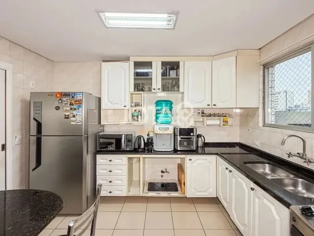 Imagem 15: Apartamento com 3 Quartos no Batel Mobiliado e Andar Alto no Batel! J8 Imóveis
