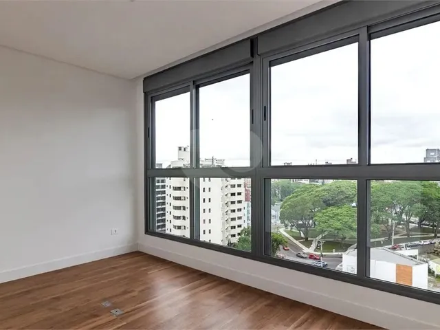 Imagem 10: Cobertura com 3 Quartos À Venda em Bigorrilho - Pr