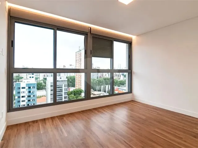 Imagem 4: Cobertura com 3 Quartos À Venda em Bigorrilho - Pr
